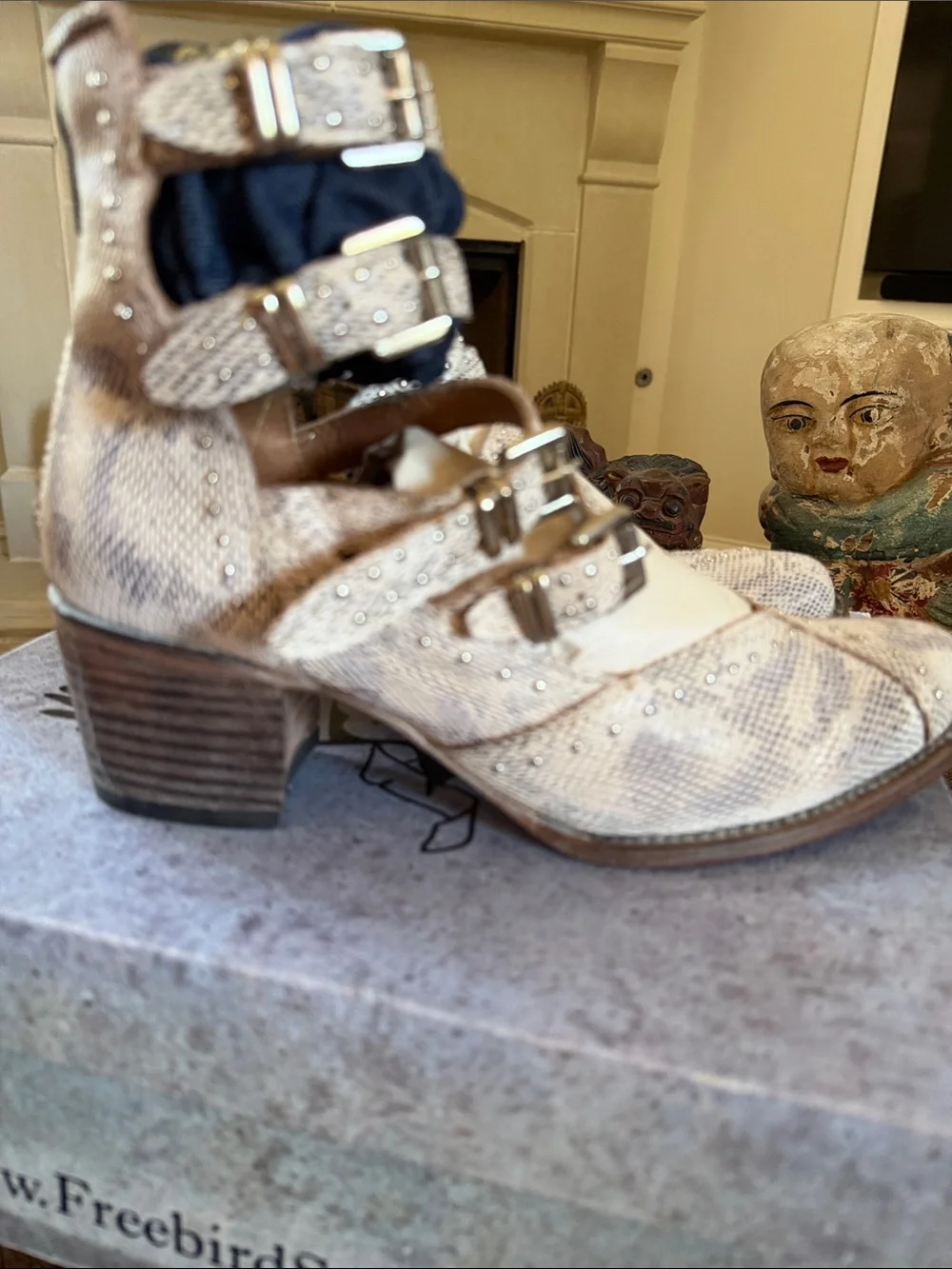 Freebird by Steven Felicity Snake Print Ankle Boots in Black and White Sz 11